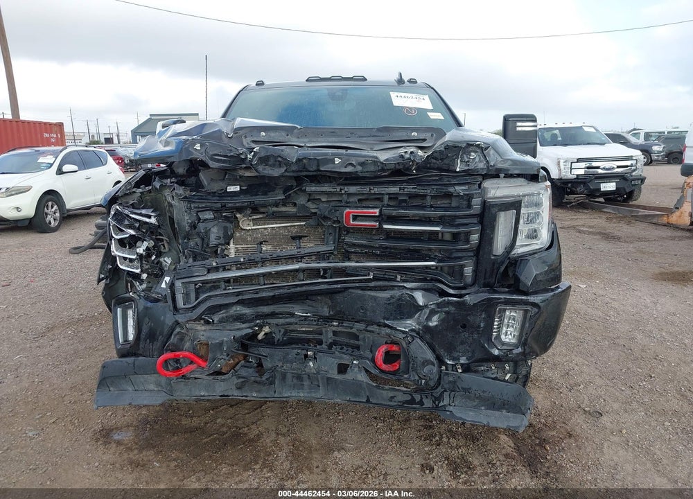 2022 GMC SIERRA 2500HD 4WD  STANDARD BED AT4 VIN: 1GT49PEY5NF299505