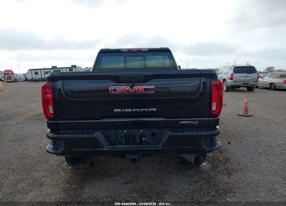 2022 GMC SIERRA 2500HD 4WD  STANDARD BED AT4 VIN: 1GT49PEY5NF299505