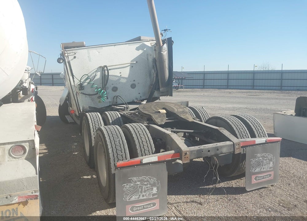 2007 INTERNATIONAL 9400 9400I VIN: 2HSCNAPR87C300646