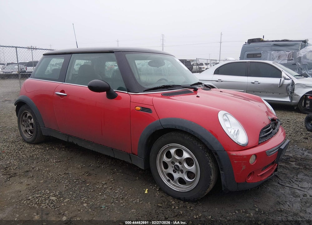 2005 MINI COOPER VIN: WMWRC33525TJ72640