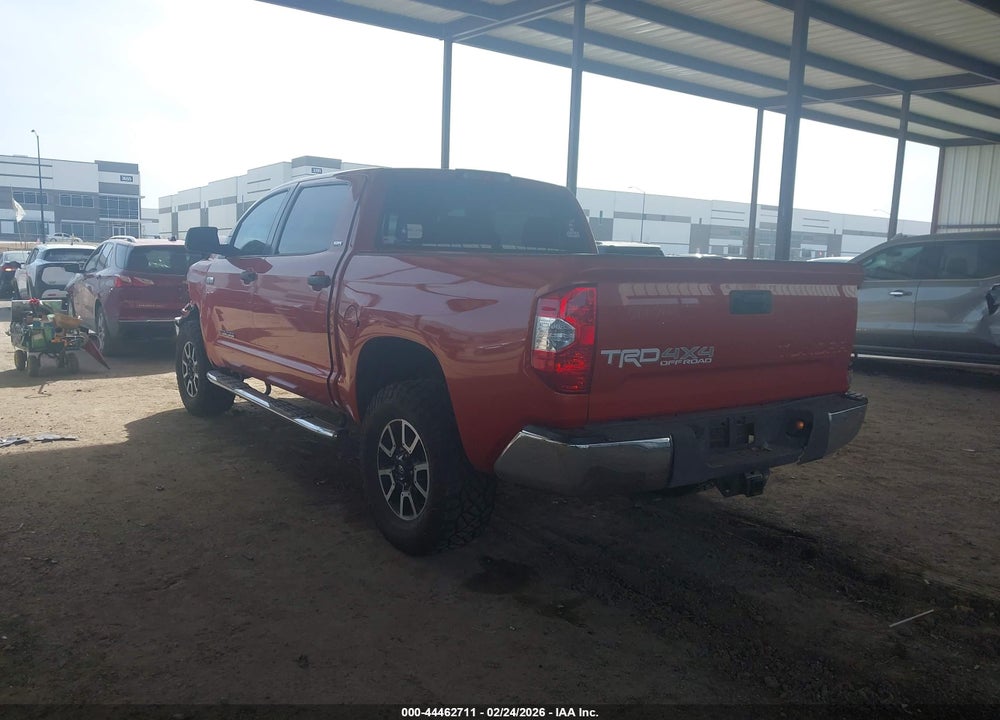 2016 TOYOTA TUNDRA SR5 5.7L V8 VIN: 5TFDW5F18GX568589
