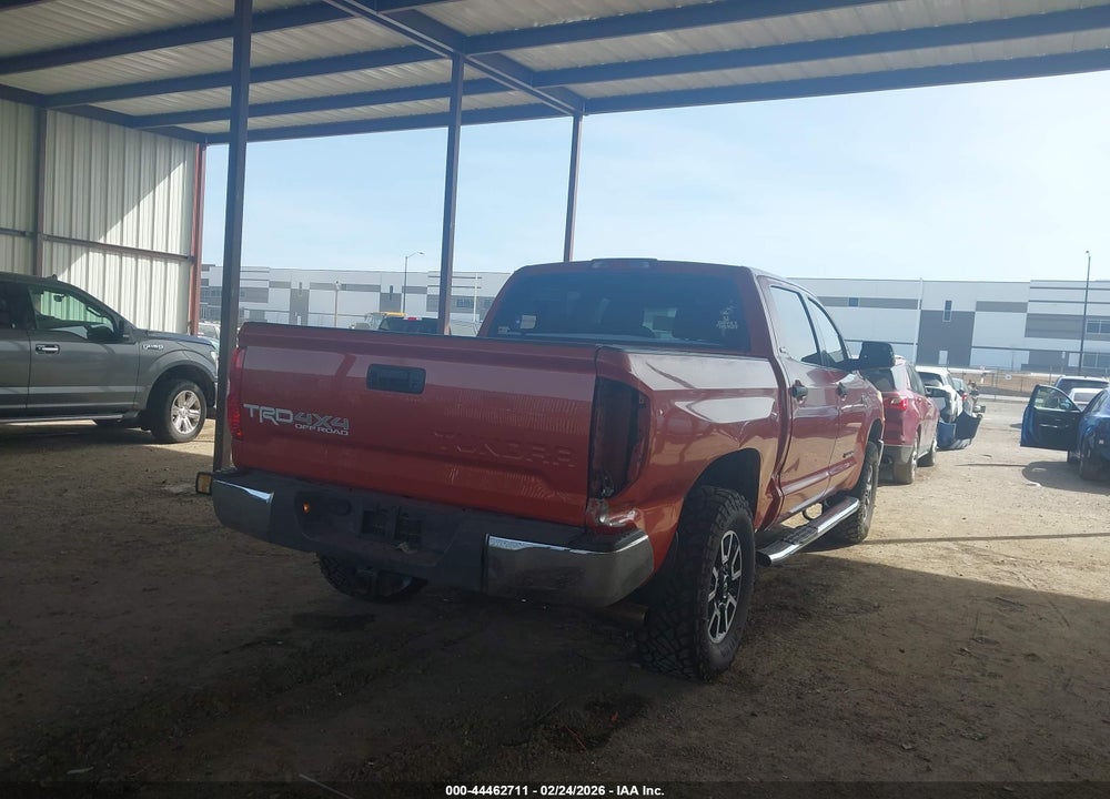 2016 TOYOTA TUNDRA SR5 5.7L V8 VIN: 5TFDW5F18GX568589