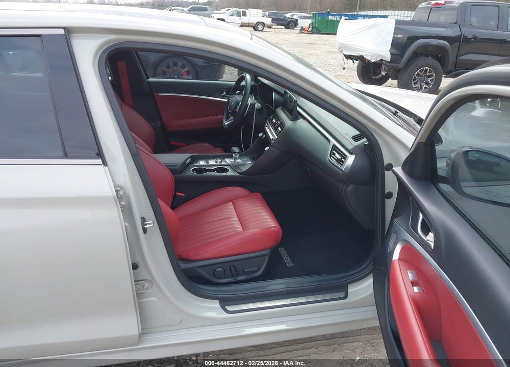2025 GENESIS G70 2.5T AWD VIN: KMTG34SC6SU143813