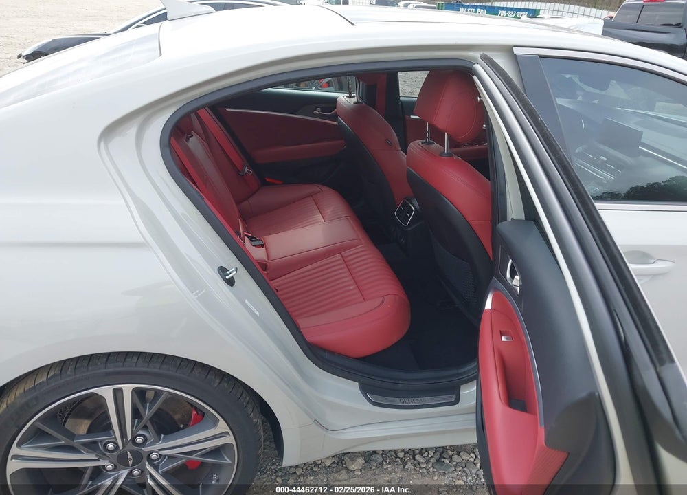 2025 GENESIS G70 2.5T AWD VIN: KMTG34SC6SU143813