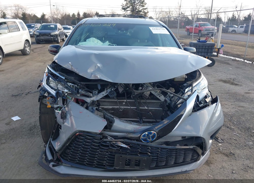 2023 TOYOTA SIENNA XSE VIN: 5TDDSKFC4PS081830