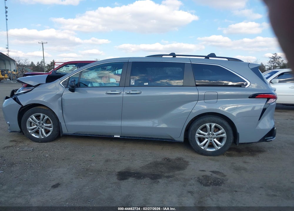 2023 TOYOTA SIENNA XSE VIN: 5TDDSKFC4PS081830