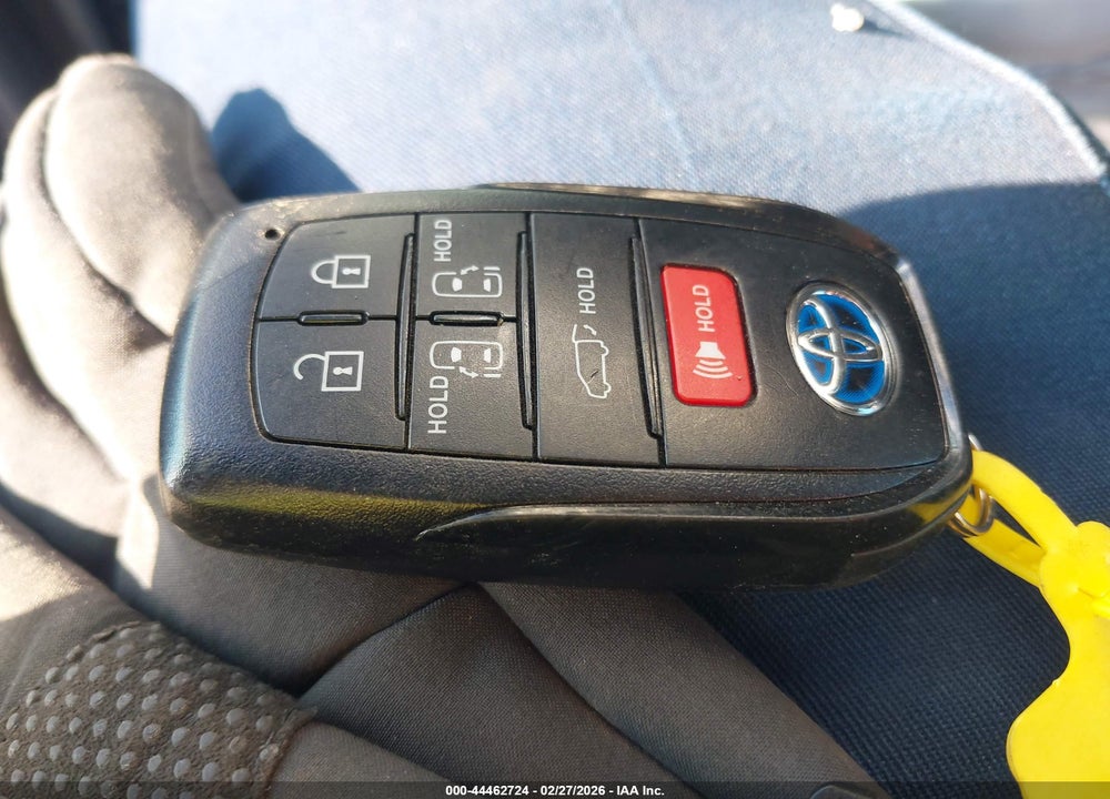 2023 TOYOTA SIENNA XSE VIN: 5TDDSKFC4PS081830