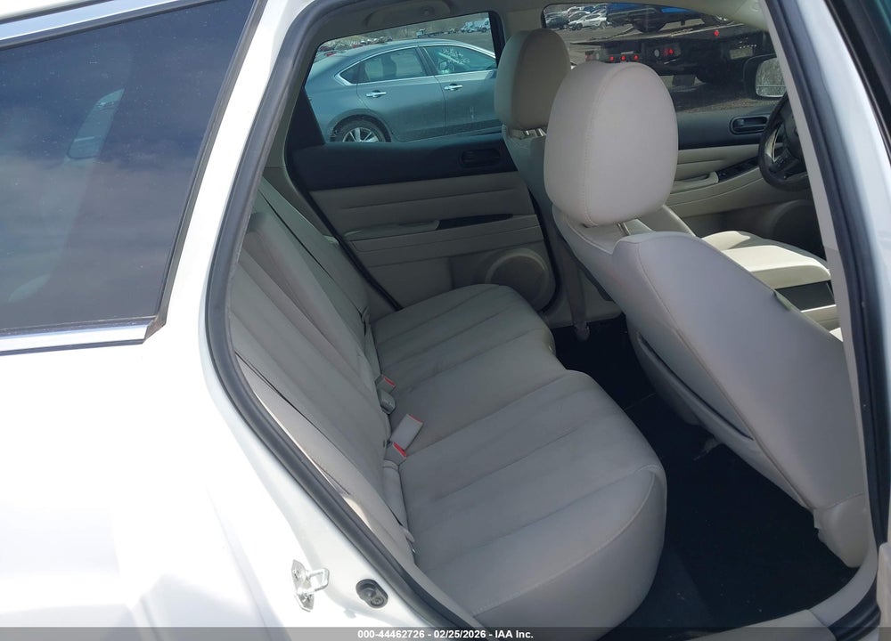 2011 MAZDA CX-7 I SV VIN: JM3ER2A53B0398039