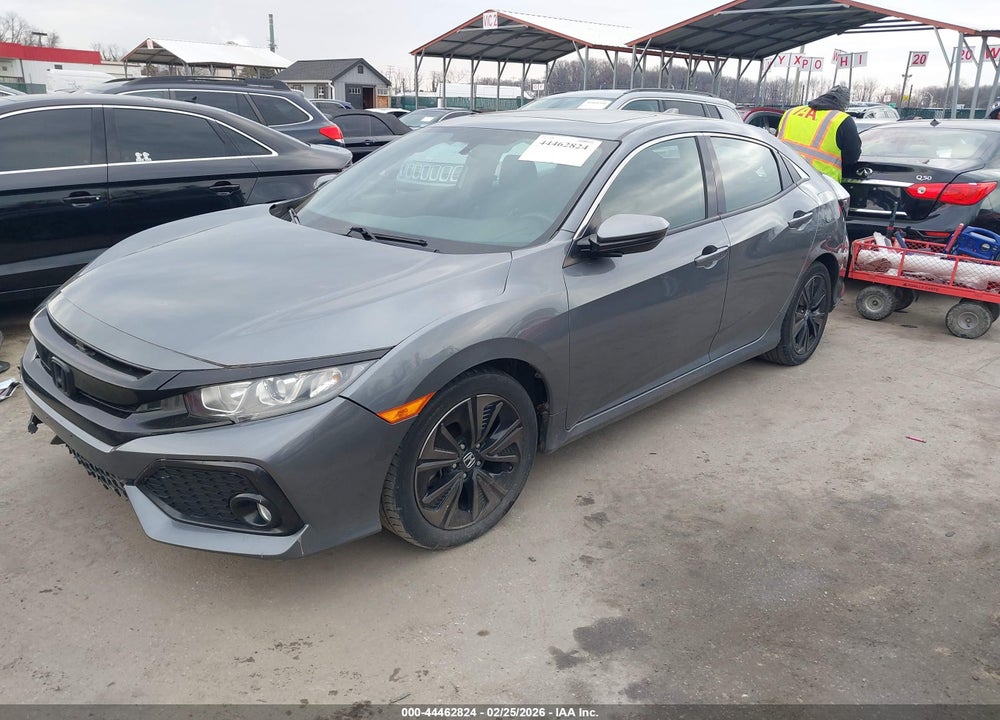 2018 HONDA CIVIC EX VIN: SHHFK7H58JU428574