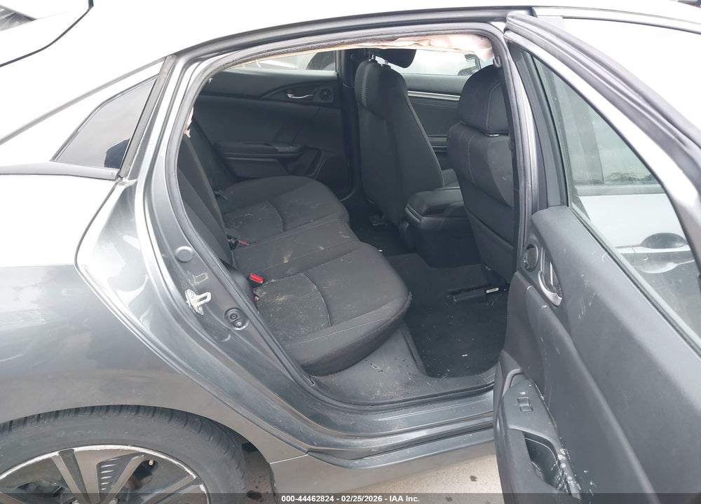 2018 HONDA CIVIC EX VIN: SHHFK7H58JU428574