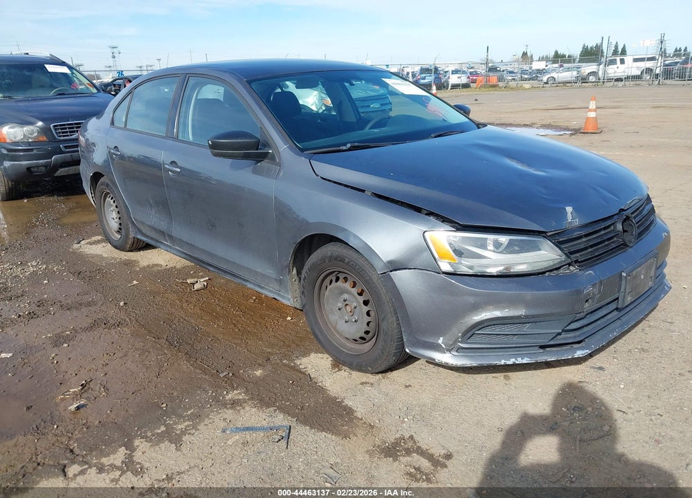 2015 VOLKSWAGEN JETTA 2.0L S VIN: 3VW2K7AJXFM282136