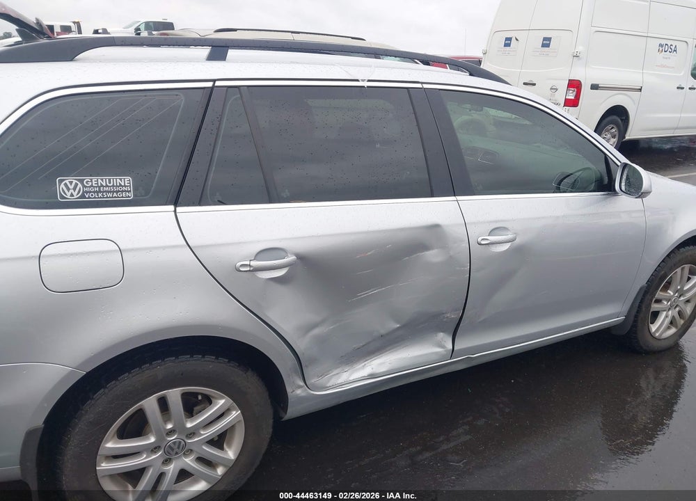 2014 VOLKSWAGEN JETTA SPORTWAGEN 2.0L TDI VIN: 3VWPL7AJ0EM622931
