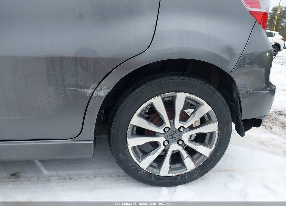 2013 HONDA FIT SPORT VIN: JHMGE8H51DC062833