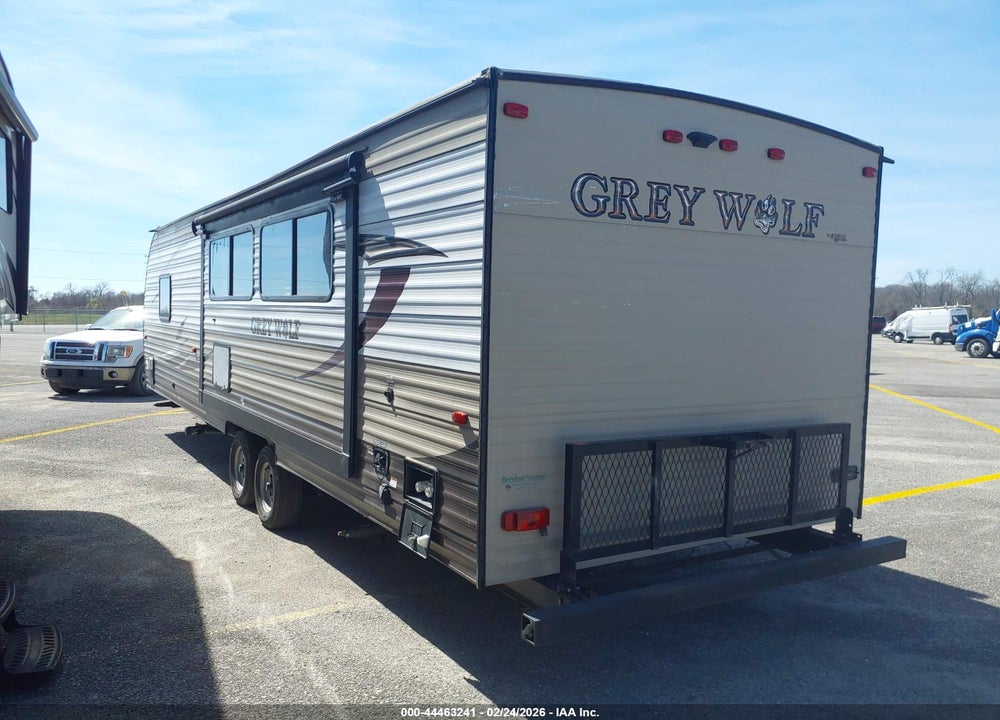 2015 FOREST RIVER 29FT CHEROKEE M 29VT VIN: 4X4TCKE29FK029238