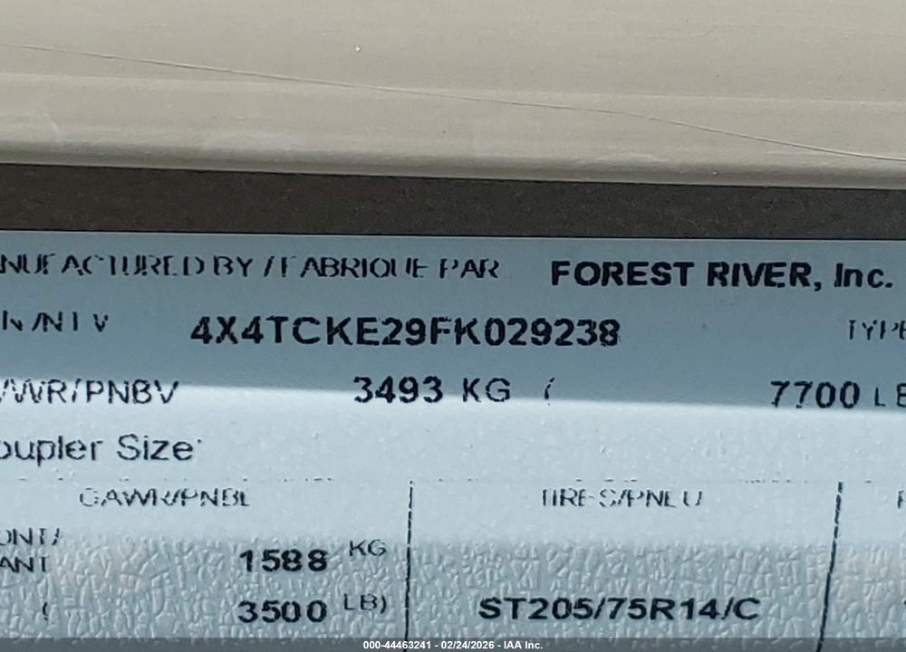 2015 FOREST RIVER 29FT CHEROKEE M 29VT VIN: 4X4TCKE29FK029238