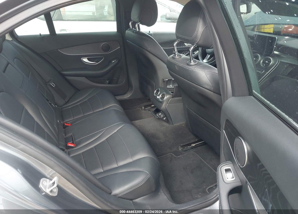 2017 MERCEDES-BENZ C 300 VIN: 55SWF4JB8HU233863