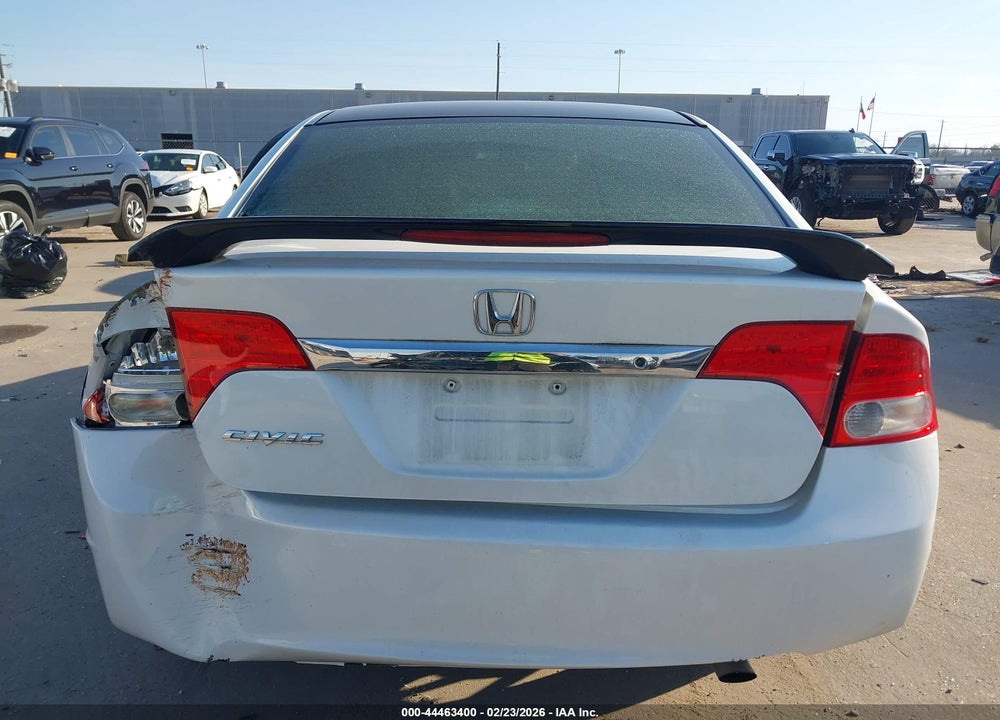 2011 HONDA CIVIC LX VIN: 19XFA1F57BE026749