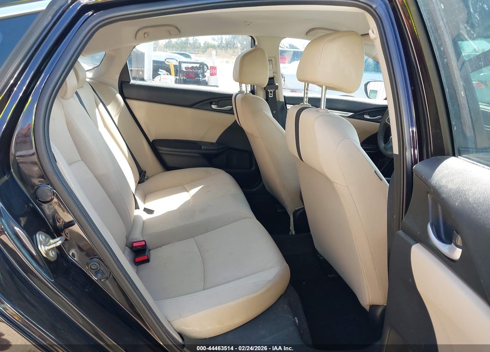 2016 HONDA CIVIC LX VIN: 19XFC2F52GE008537