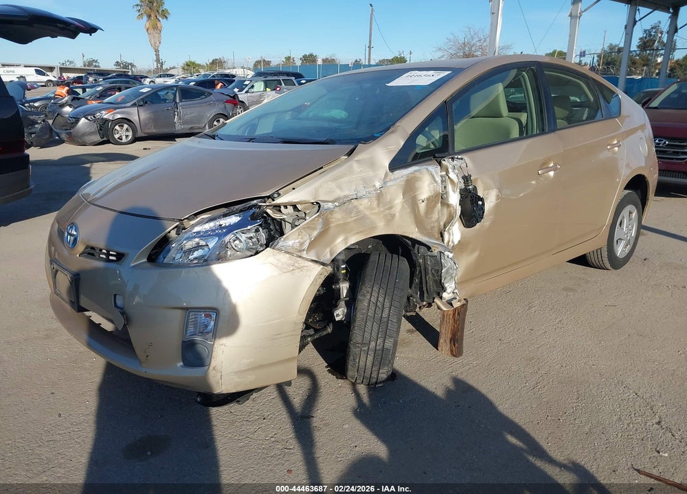 2011 TOYOTA PRIUS THREE VIN: JTDKN3DU2B1382084