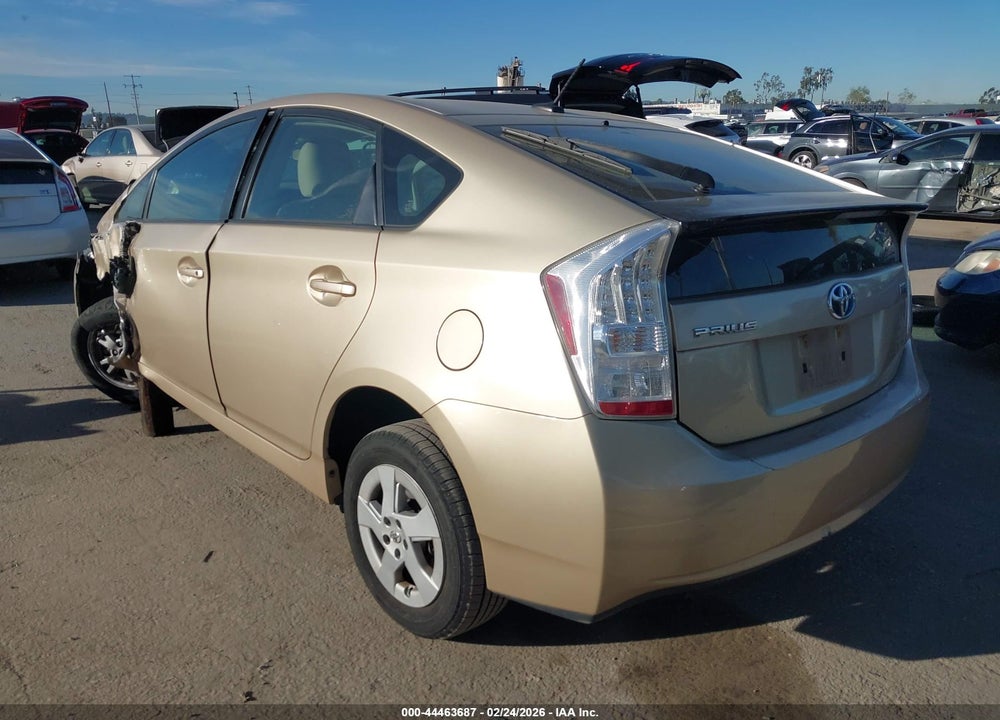 2011 TOYOTA PRIUS THREE VIN: JTDKN3DU2B1382084