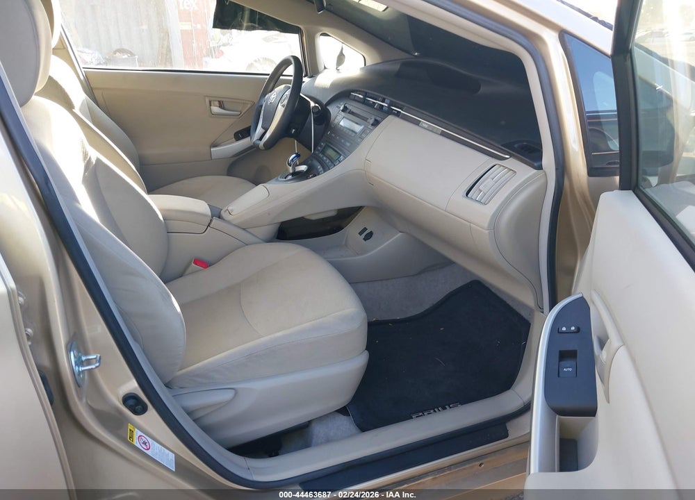 2011 TOYOTA PRIUS THREE VIN: JTDKN3DU2B1382084