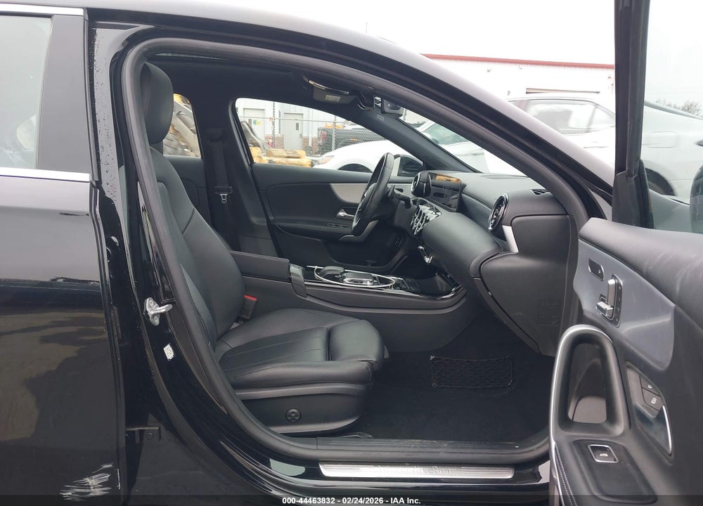 2019 MERCEDES-BENZ A 220 4MATIC VIN: WDD3G4FBXKW025373