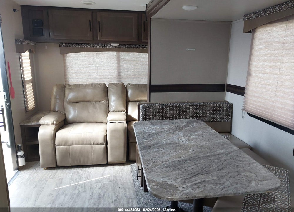 2018 KZ CONNECT 261RL VIN: 4EZTL2629J7018237