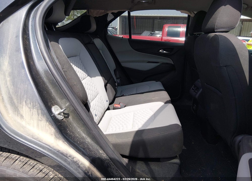2021 CHEVROLET EQUINOX FWD LS VIN: 2GNAXHEV6M6110333