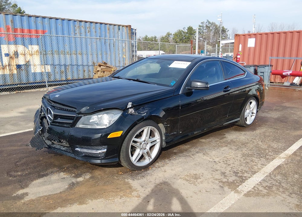 2014 MERCEDES-BENZ C 250 VIN: WDDGJ4HB3EG259868