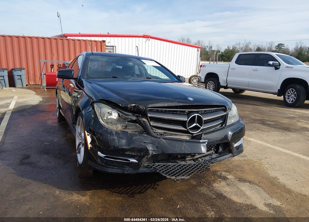 2014 MERCEDES-BENZ C 250 VIN: WDDGJ4HB3EG259868