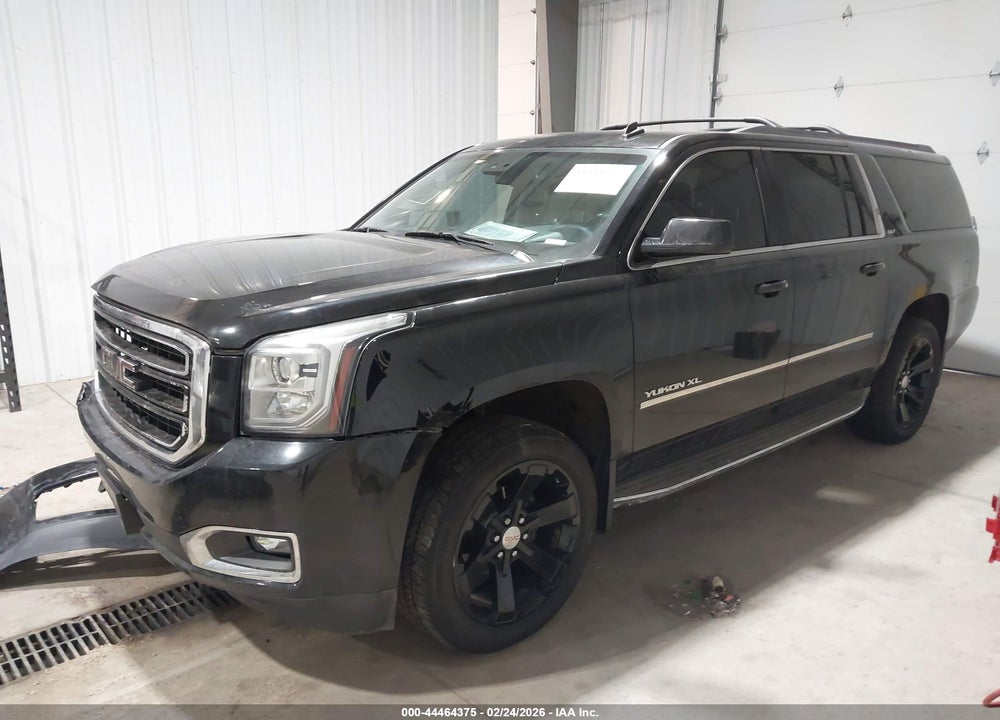 2015 GMC YUKON XL 1500 SLT VIN: 1GKS2HKC4FR200655