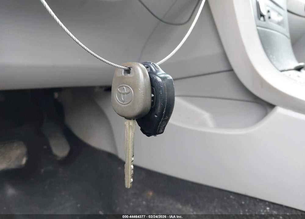 2010 TOYOTA COROLLA LE VIN: 2T1BU4EE1AC505173