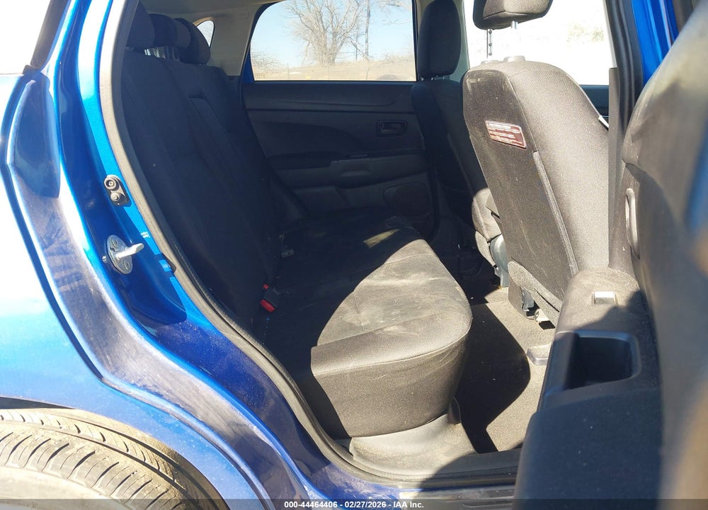 2015 MITSUBISHI OUTLANDER SPORT ES VIN: 4A4AP3AW1FE053881