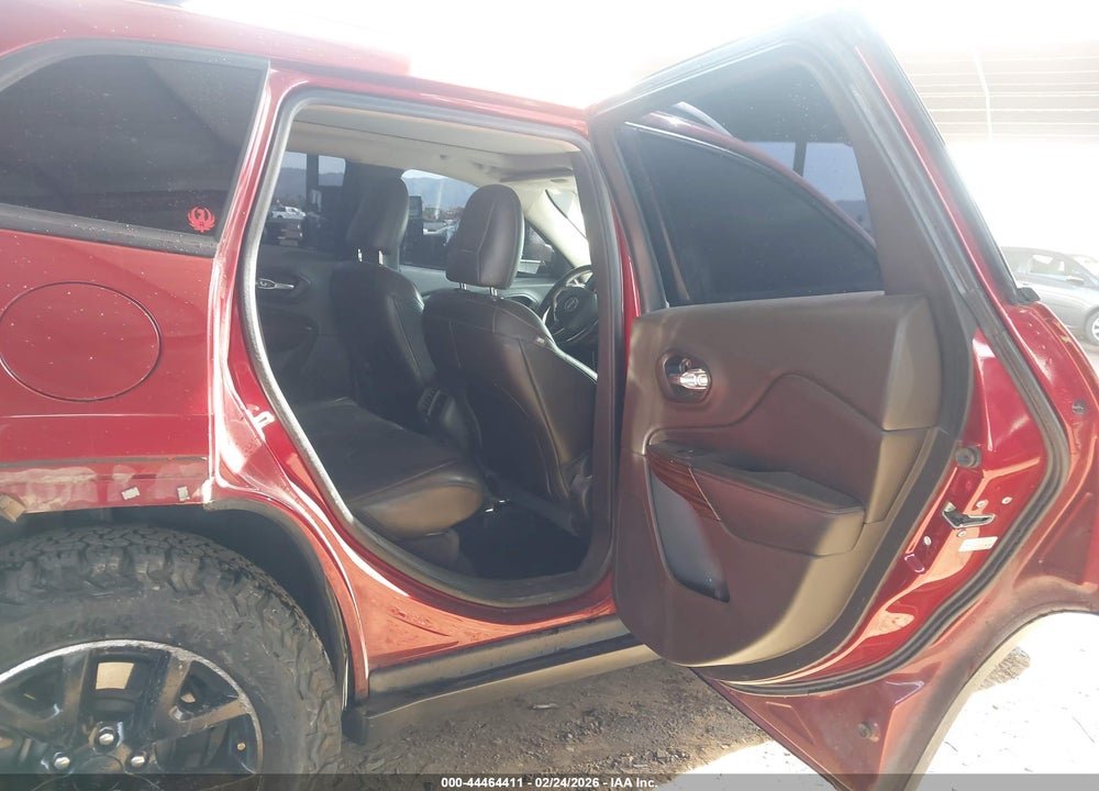 2015 JEEP CHEROKEE TRAILHAWK VIN: 1C4PJMBS1FW659261