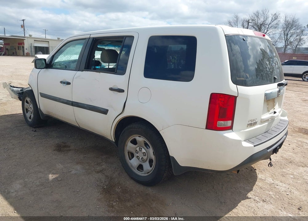 2015 HONDA PILOT LX VIN: 5FNYF3H27FB013119