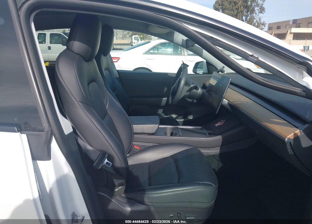 2021 TESLA MODEL Y LONG RANGE DUAL MOTOR ALL-WHEEL DRIVE VIN: 5YJYGAEE3MF180302