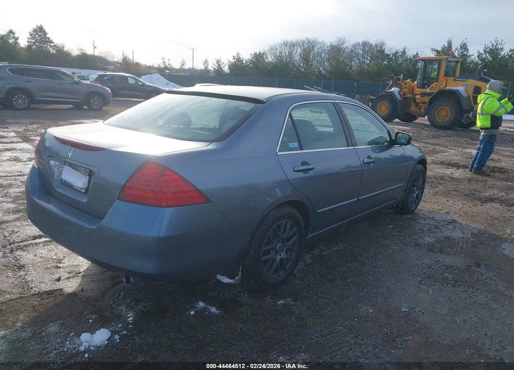 2007 HONDA ACCORD 2.4 EX VIN: 1HGCM567X7A037727