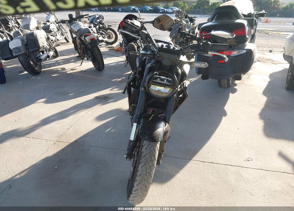 2025 HONDA CBF300 NA VIN: MLHNC5559S5500093