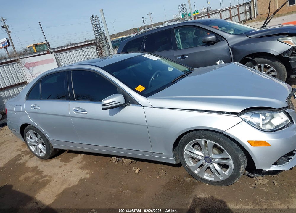2013 MERCEDES-BENZ C 250 LUXURY VIN: WDDGF4HB3DR280806