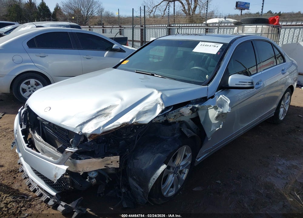2013 MERCEDES-BENZ C 250 LUXURY VIN: WDDGF4HB3DR280806