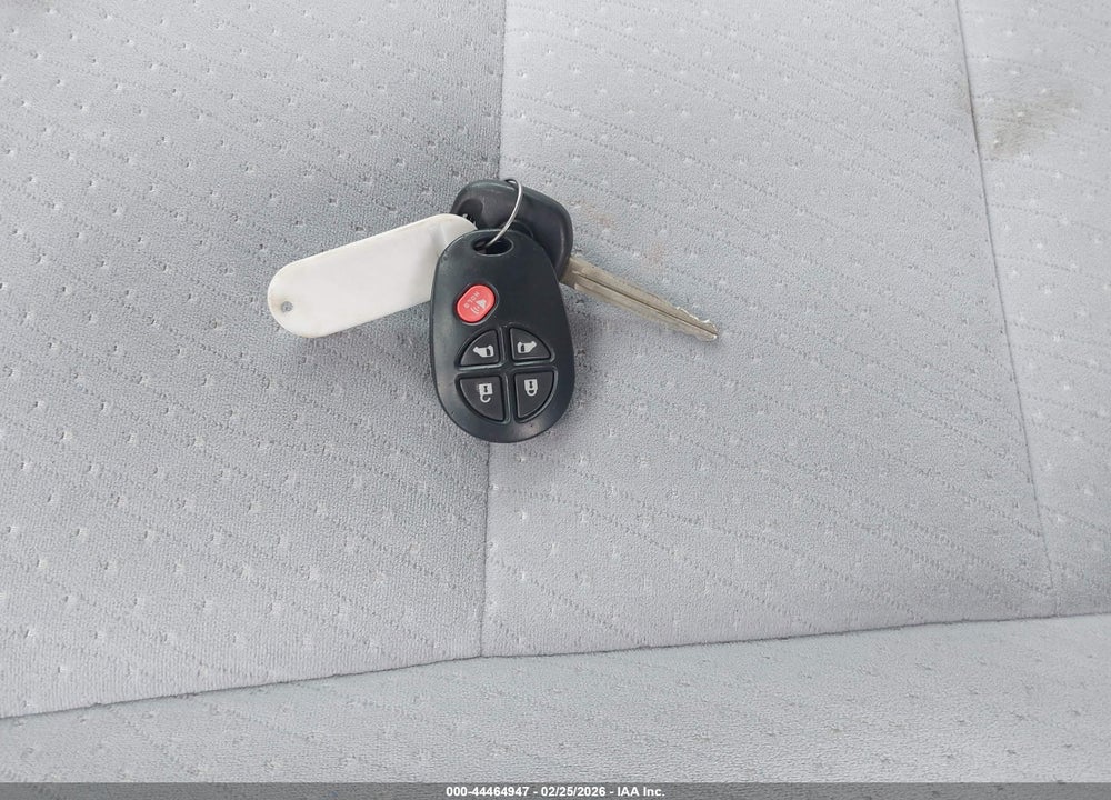 2020 TOYOTA SIENNA LE VIN: 5TDKZ3DC7LS058323