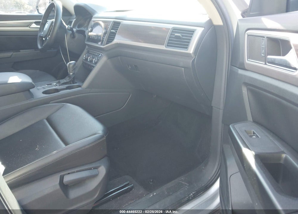 2018 VOLKSWAGEN ATLAS 3.6L V6 SE W/TECHNOLOGY VIN: 1V2FR2CA0JC584379