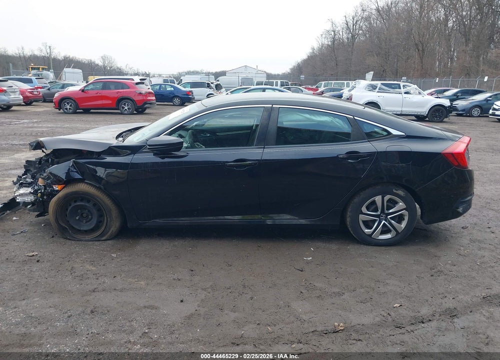 2018 HONDA CIVIC LX VIN: 2HGFC2F53JH518912