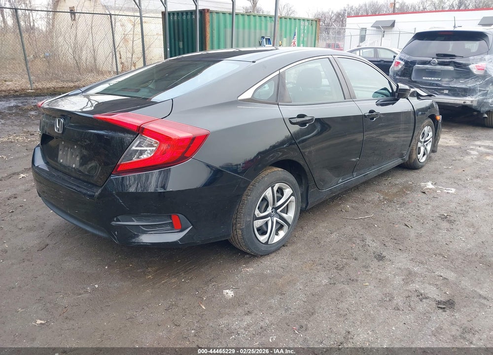 2018 HONDA CIVIC LX VIN: 2HGFC2F53JH518912