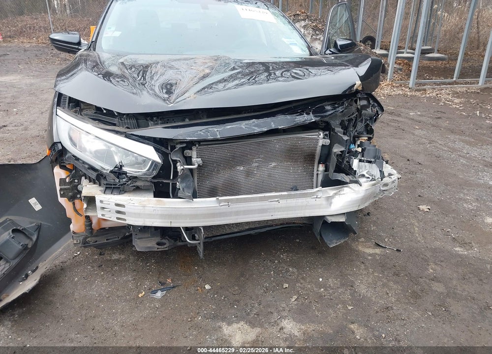 2018 HONDA CIVIC LX VIN: 2HGFC2F53JH518912