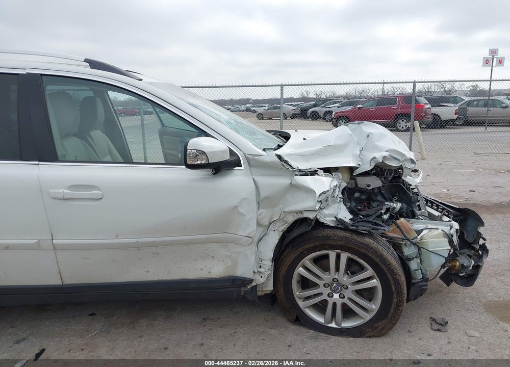 2011 VOLVO XC90 3.2 VIN: YV4952CY4B1585651