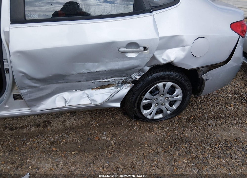 2010 HYUNDAI ELANTRA GLS VIN: KMHDU4AD7AU898505