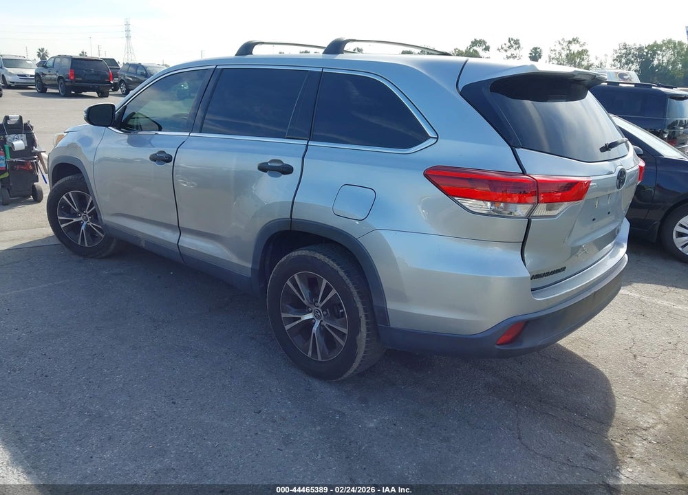 2019 TOYOTA HIGHLANDER LE VIN: 5TDZZRFH5KS298883