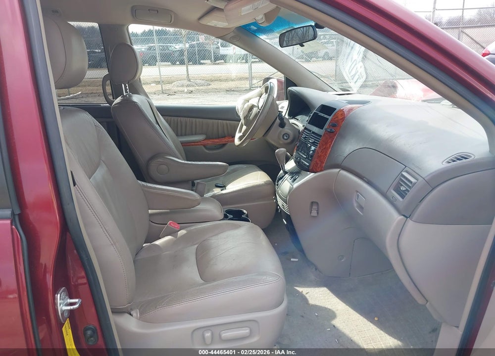 2007 TOYOTA SIENNA XLE/XLE LIMITED VIN: 5TDZK22CX7S034085