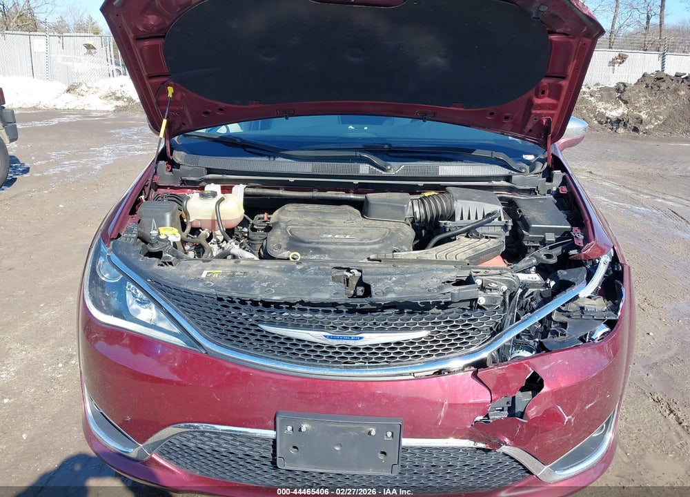 2018 CHRYSLER PACIFICA LIMITED VIN: 2C4RC1GG7JR306031